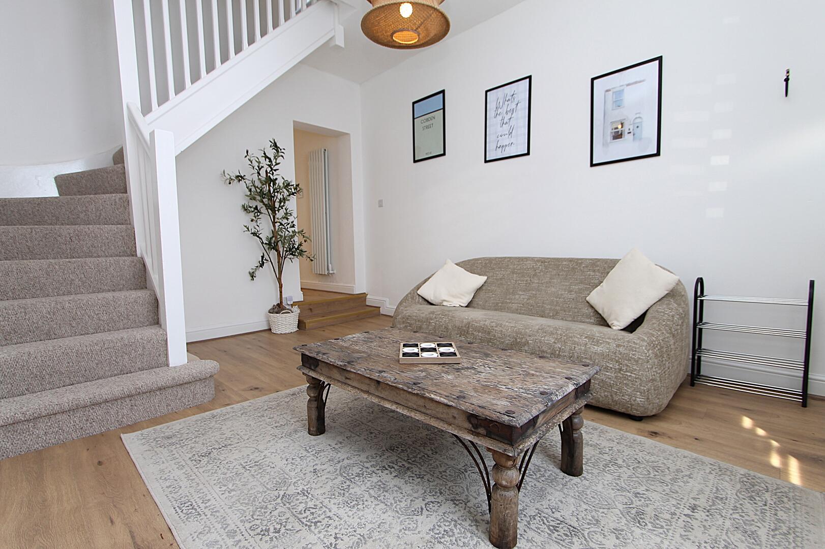 2 bed property in Cobden Street, Kidderminster